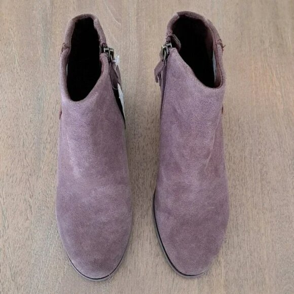 TOMS Joanna Wedge Bootie - Color: Oak Brown Suede - Size: Women 9 - Picture 3 of 11